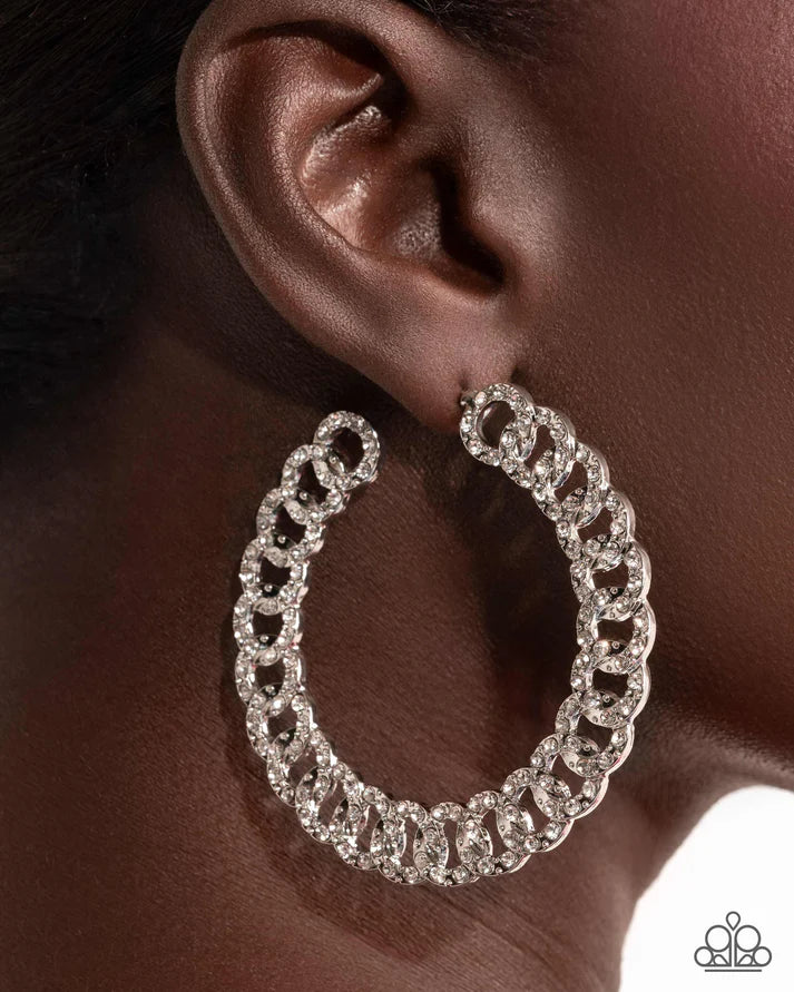Interlocked Icing - Silver