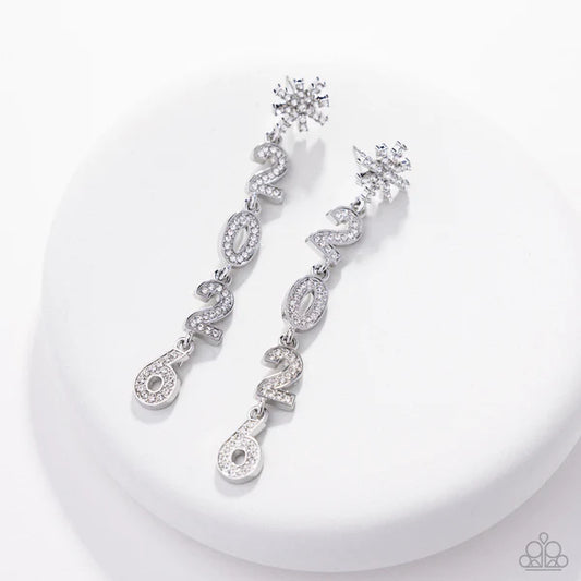 Ring In The Shimmer - Silver - White