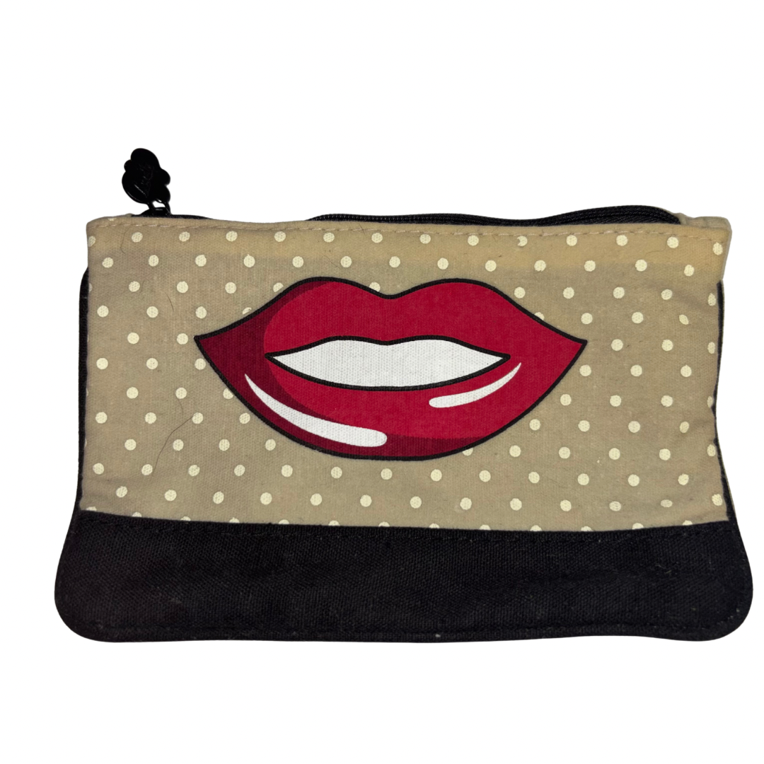 Dotted Lips - Cosmetic Bag