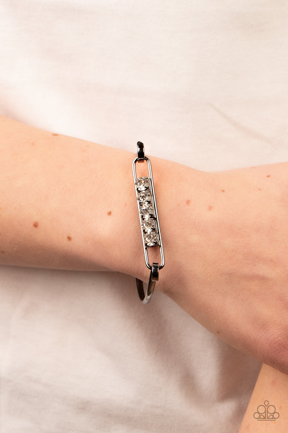 In CHARMS Way - Gunmetal