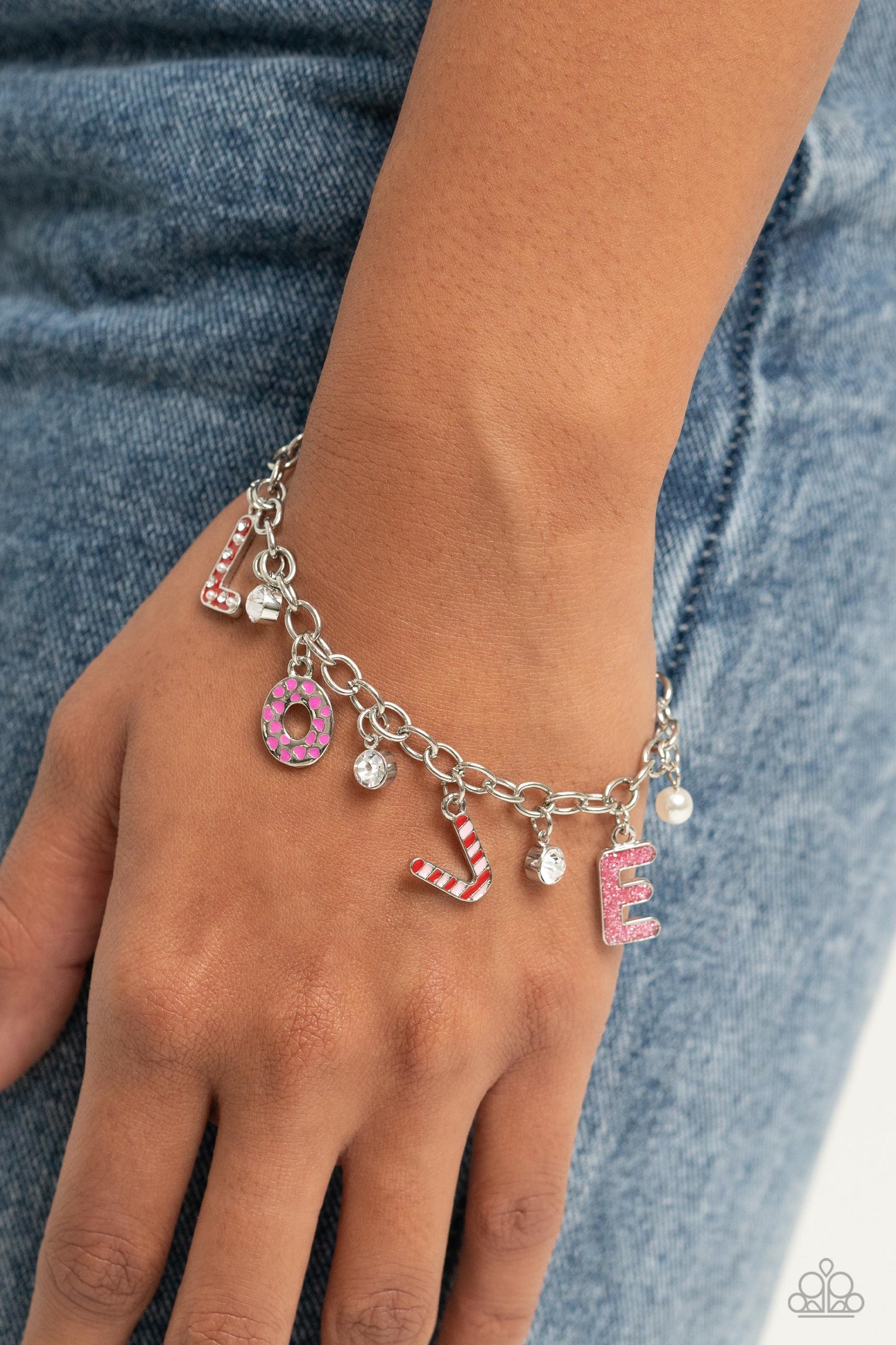 Lovestruck Leisure - Hearts - Pink